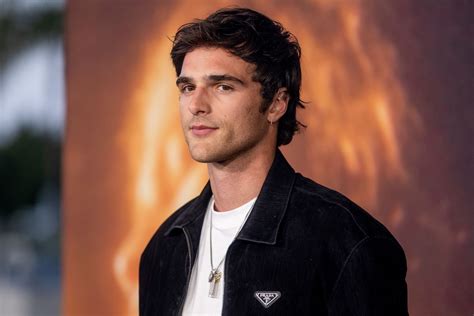 is jacob elordi bi sexual|Euphoria: Jacob Elordi Says He Was Called Gay